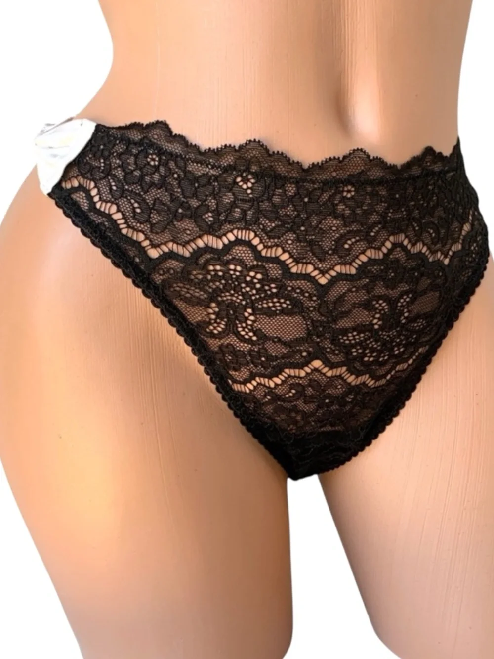 Victoria’s Secret Thong Panties Large New